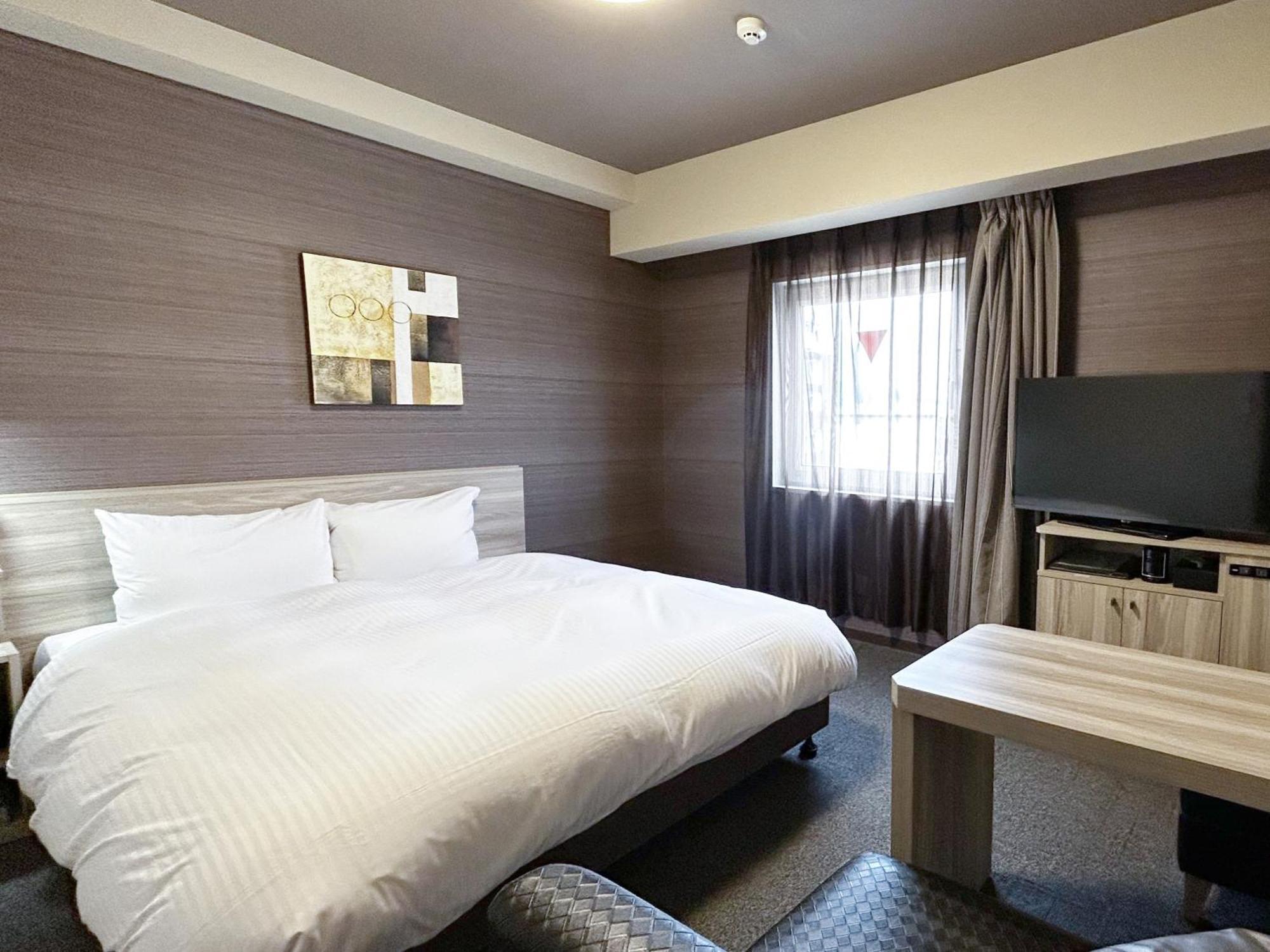 Hotel Route-Inn Shinshiro Экстерьер фото