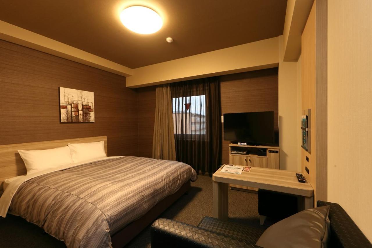 Hotel Route-Inn Shinshiro Экстерьер фото